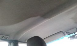 Как дешево почистить потолок автомобиля