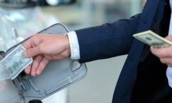 В какой стране самый доступный бензин? И это не Россия