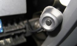 Где спрятана секретная кнопка от автосигнализации