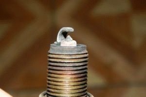 Сколько свечей зажигания в автомобиле
