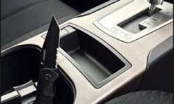 Что грозит водителю за перевозку ножа в автомобиле