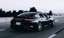 Штрафы за парковку в 2026 году: где нельзя и сколько это стоит