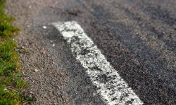 Могут ли оштрафовать, если не видна дорожная разметка?